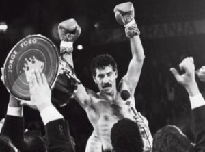 Estas happy/（あなたは幸せだ）ミゲル”ハッピー”ロラ